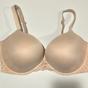 Victoria’s Secret nude Dream Angels push-up bra size 38DDD